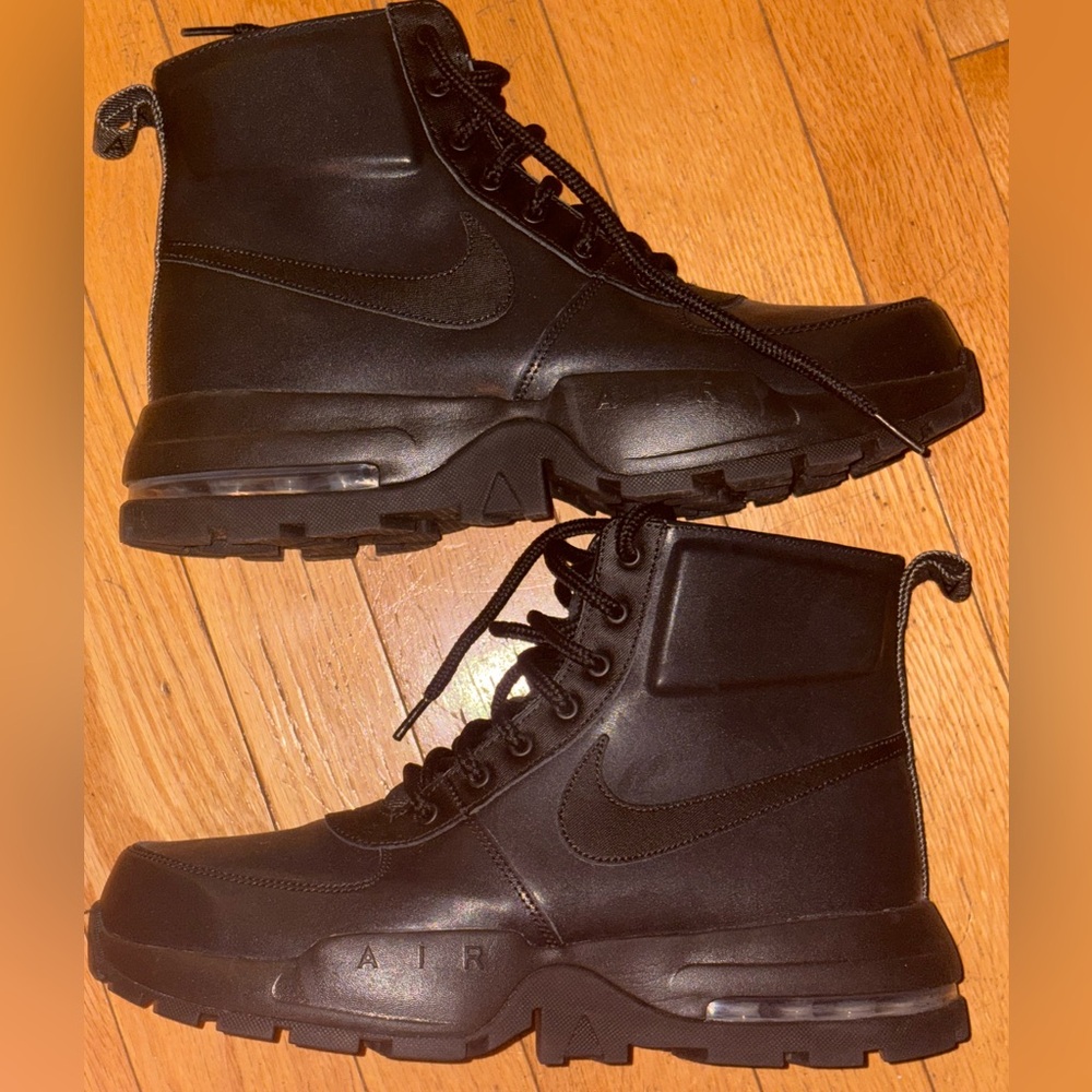 Nike Black Leather Air Boots Size 11 Men’s